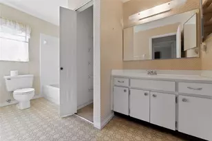 2121 Meadowlark Ln, Sun City Center, FL 33573 - Photo 26