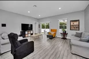 241 Grouper Ct, Poinciana, FL 34759 - Photo 10