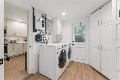 2516 Helen Avenue, Orlando, FL 32804 - Photo 16