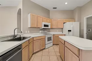 4810 Bookelia Cir, Bradenton, FL 34203 - Photo 10