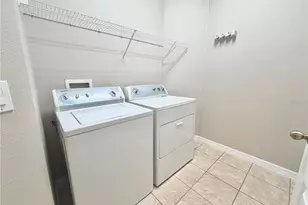 1044 Longville Cir, Tavares, FL 32778 - Photo 14