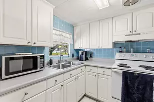 1960 Pinewood Ln, Mount Dora, FL 32757 - Photo 4