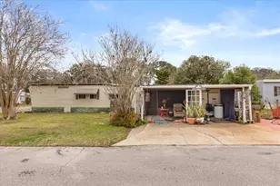 1960 Pinewood Ln, Mount Dora, FL 32757 - Photo 8