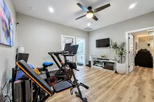 2720 S Shine Ave, Orlando, FL 32806 - Photo 22