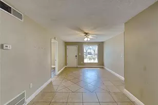 1117 Princewood Dr, Orlando, FL 32810 - Photo 8