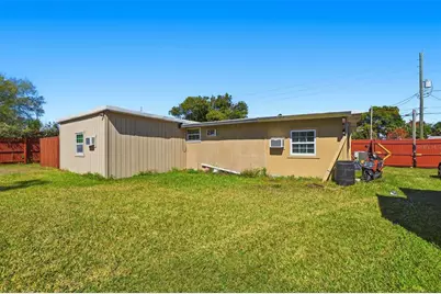 5742 Dogwood Drive, Orlando, FL 32807 - Photo 4