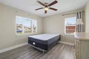 5742 Dogwood Dr, Orlando, FL 32807 - Photo 8