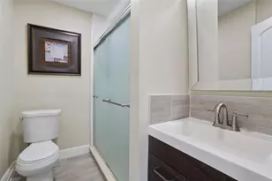 5742 Dogwood Dr, Orlando, FL 32807 - Photo 10