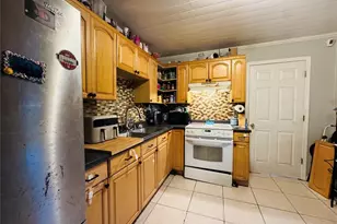 2506 Waver St, Plant City, FL 33563 - Photo 10
