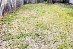 1007 Lantana Dr, Eustis, FL 32726 - Photo 22