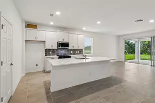 744 Farfields St, Deland, FL 32724 - Photo 4