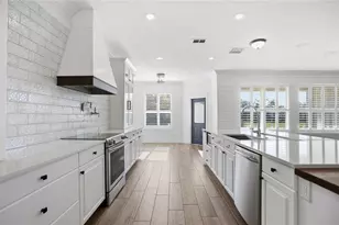 8 Winters Landing Dr, Oakland, FL 34787 - Photo 12