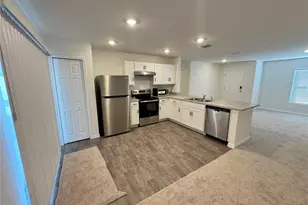 313 Amberjack Ct, Poinciana, FL 34759 - Photo 2