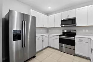 25152 E Lenox Cir, Punta Gorda, FL 33950 - Photo 6