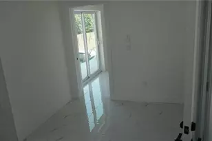 18434 Goodman Cir, Port Charlotte, FL 33948 - Photo 12