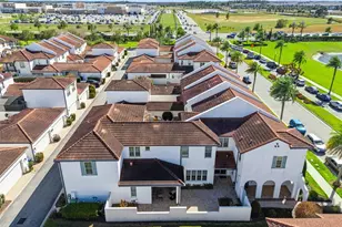 8901 Lakeshore Pointe Dr, Winter Garden, FL 34787 - Photo 48