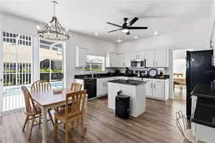 2419 Point O' Woods Ct, Oviedo, FL 32765 - Photo 10