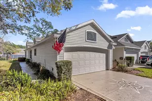 138 Baytree Blvd, Tavares, FL 32778 - Photo 2