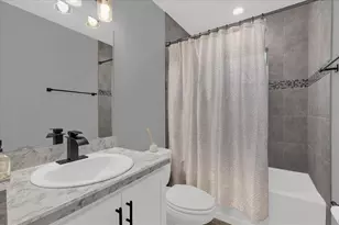 955 Pearly Ridge Ln, Lakeland, FL 33809 - Photo 20