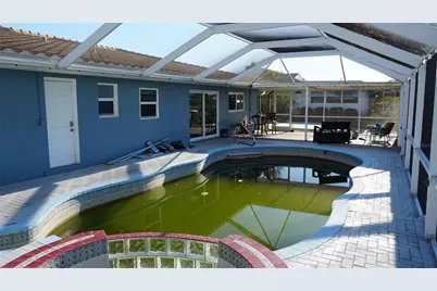 286 Fields Terrace SE, Port Charlotte, FL 33952 - Photo 4