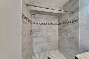 3979 Versailles Dr, Orlando, FL 32808 - Photo 14