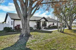 5414 S Himes Ave, Tampa, FL 33611 - Photo 2