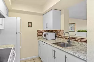 5777 Peregrine Ave, Orlando, FL 32819 - Photo 8