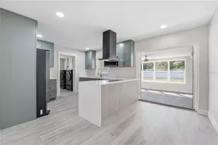 3223 1st Ave W, Bradenton, FL 34205 - Photo 14