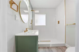 3223 1st Ave W, Bradenton, FL 34205 - Photo 36