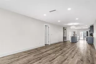 651 Boca Ciega Point Blvd S, Saint Petersburg, FL 33708 - Photo 20