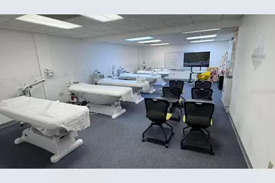 7600 Southland Boulevard #102, Orlando, FL 32809 - Photo 6