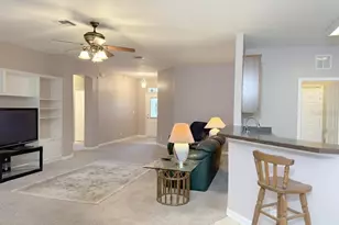 109 Avenham Dr, Deland, FL 32724 - Photo 8