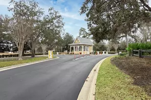 109 Avenham Dr, Deland, FL 32724 - Photo 24