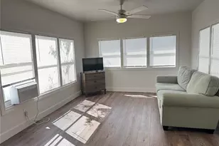 102 Laureti Ln, Lake Wales, FL 33898 - Photo 4