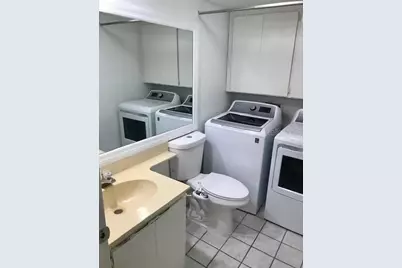 5395 Elm Court #305, Orlando, FL 32811 - Photo 8