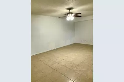 5395 Elm Court #305, Orlando, FL 32811 - Photo 4