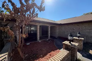 9910 Canterbury Dr, Leesburg, FL 34788 - Photo 54