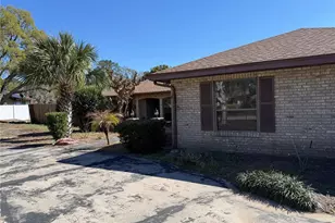 9910 Canterbury Dr, Leesburg, FL 34788 - Photo 56