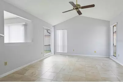 10827 Venice Circle, Tampa, FL 33635 - Photo 10