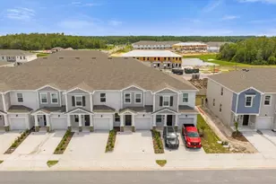 2474 Skyline Loop, Kissimmee, FL 34758 - Photo 2