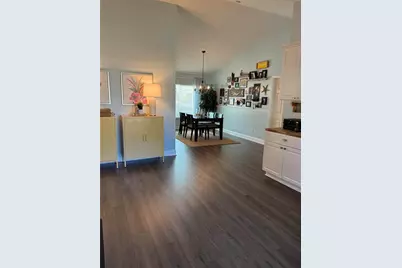 1407 Queensbury Avenue, Valrico, FL 33596 - Photo 6