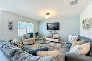 1737 Aurora Ridge Dr, Zellwood, FL 32798 - Photo 4