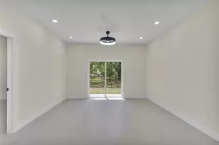 1686 17th St, Orange City, FL 32763 - Photo 16