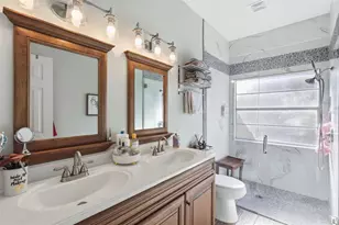 1043 Kelly Creek Cir, Oviedo, FL 32765 - Photo 18