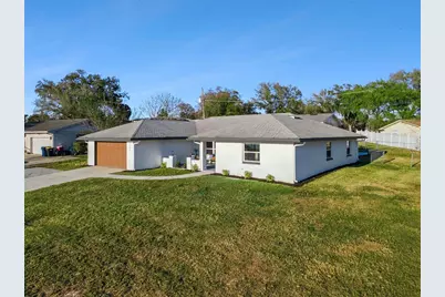 1106 Lake Ariana Boulevard, Auburndale, FL 33823 - Photo 6
