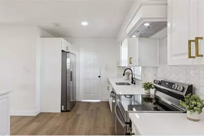 1106 Lake Ariana Boulevard, Auburndale, FL 33823 - Photo 16