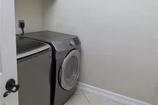 8052 Oak Park Rd, Orlando, FL 32819 - Photo 50