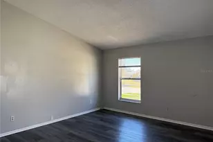 1215 Ravida Cir, Orlando, FL 32825 - Photo 4