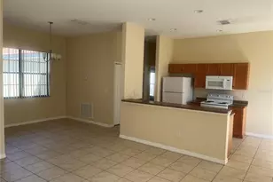 404 Cinnamon Dr, Kissimmee, FL 34759 - Photo 4