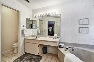 8021 Landgrove Ct, Orlando, FL 32819 - Photo 36